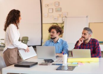 Feedback for deskless workers