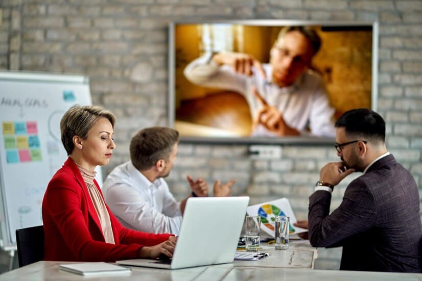 How can video strategies enhance employee communication