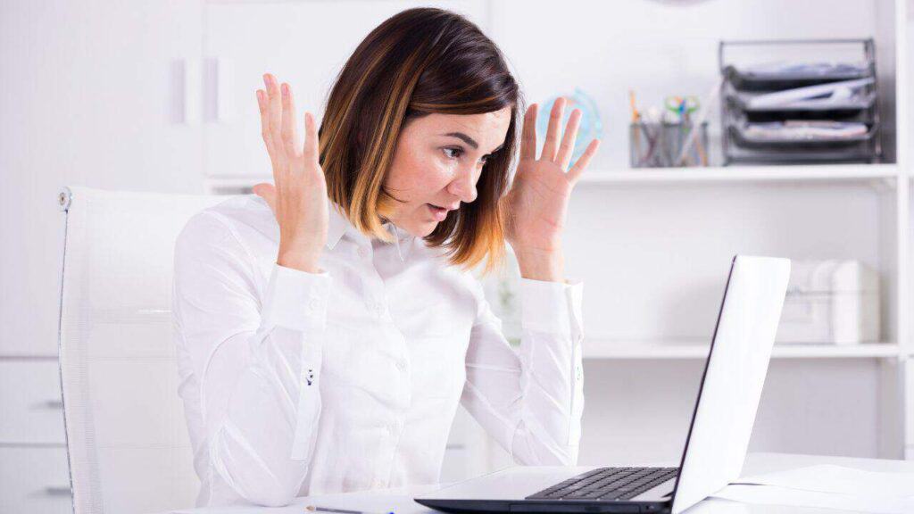 Top Employee Engagement Challenges and How to Overcome Them