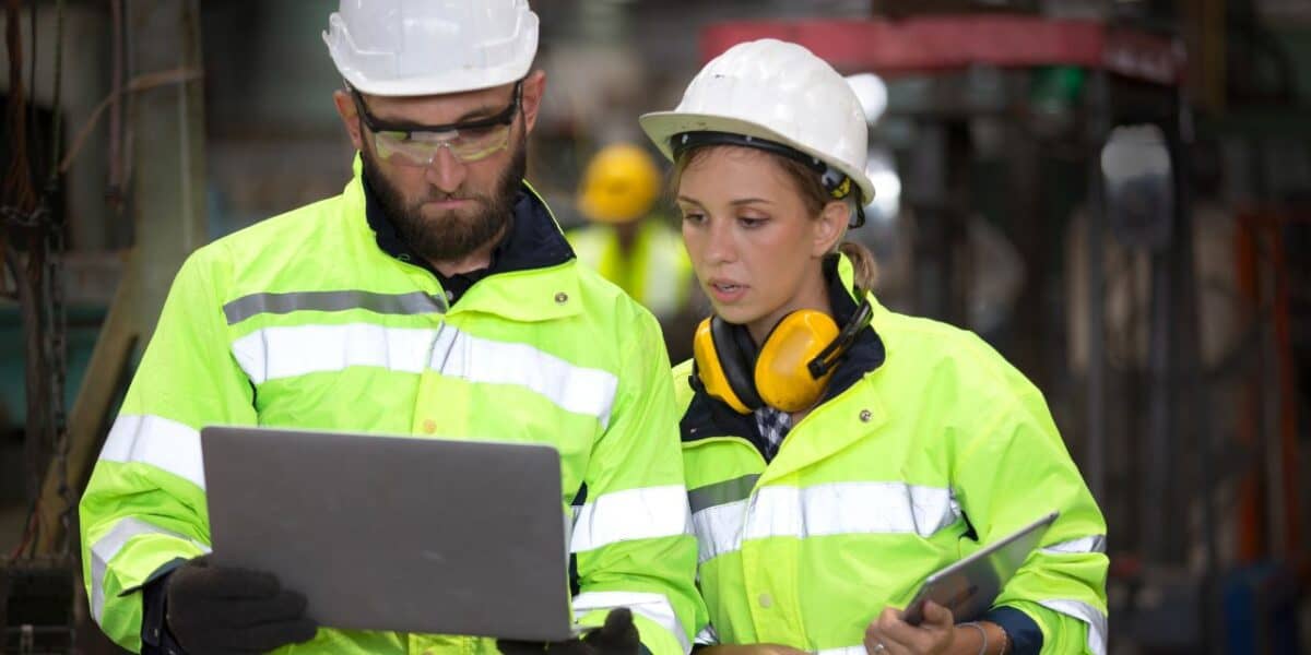 Impact of Digital Tools on Frontline Workforce