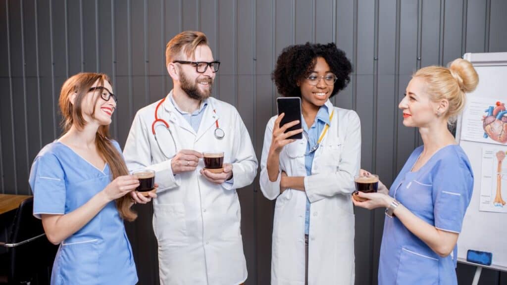 Effective Communication between Healthcare Professionals